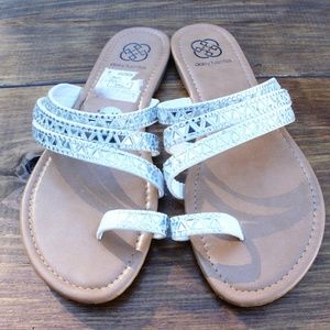 9.5 white strappy sandal